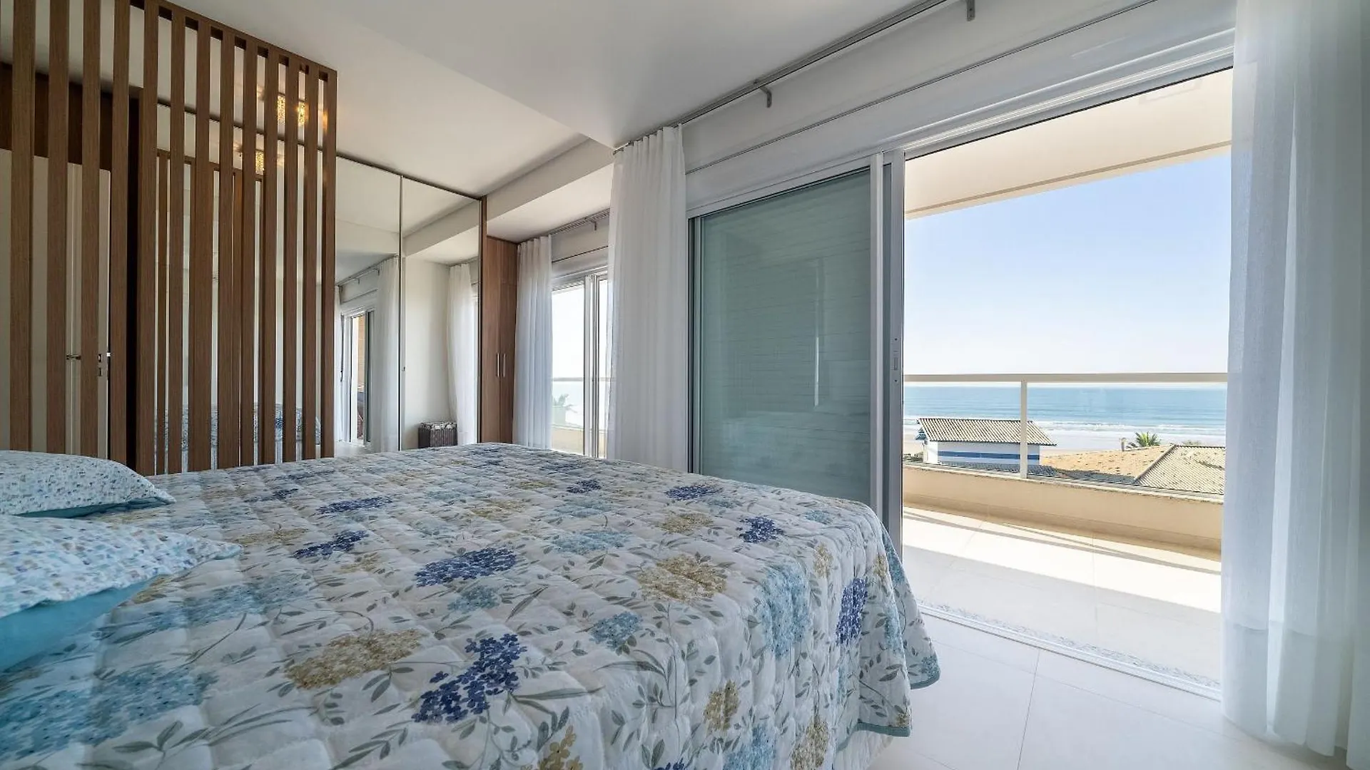 Appartement 161 - Cobertura De Luxo Com Vista Mar Em Mariscal à Bombinhas